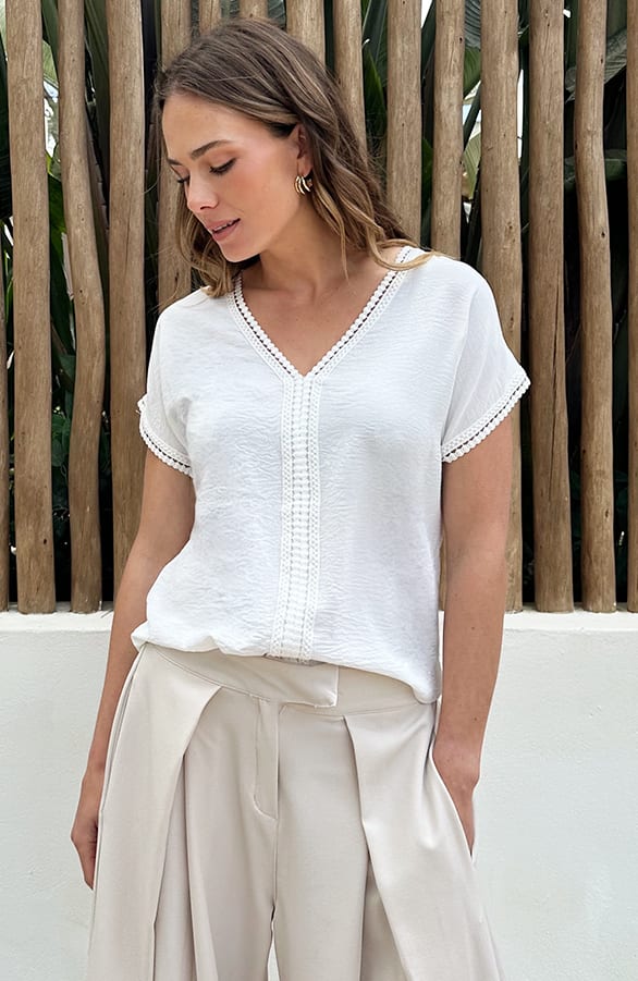 Lace Line V-Hals Top Ecru – shirts & tops