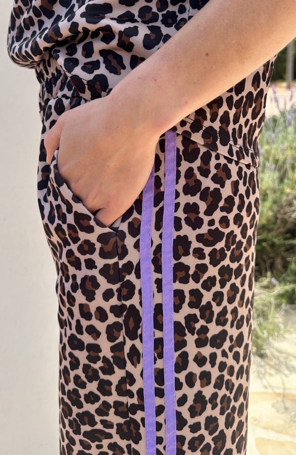 Leopard Pants Met Bies Lila – broeken — foto 5