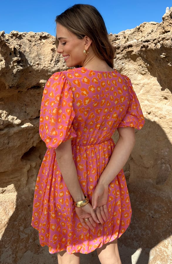 Leopard Puffsleeve Dress Orange Pink – alle jurkjes — foto 3