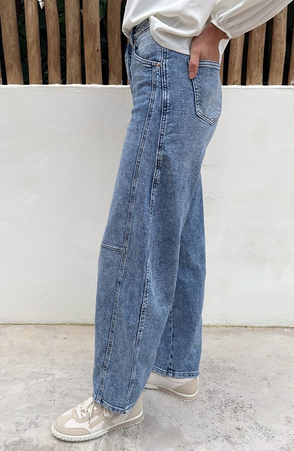 Mid Rise Barrel Jeans Acid Blue — foto 5