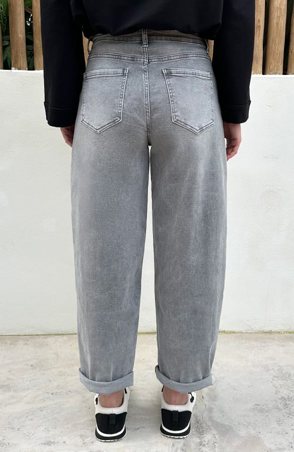 Mid Rise Barrel Jeans Grey — foto 3