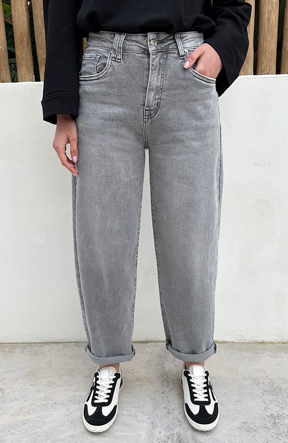 Mid Rise Barrel Jeans Grey
