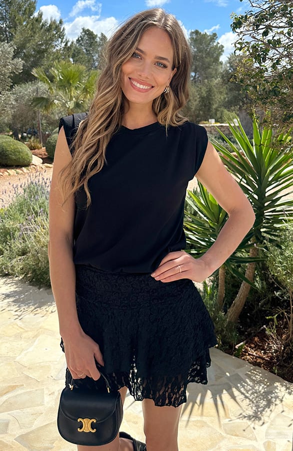 Sleeveless Shoulder Top Zwart – shirts & tops — foto 4