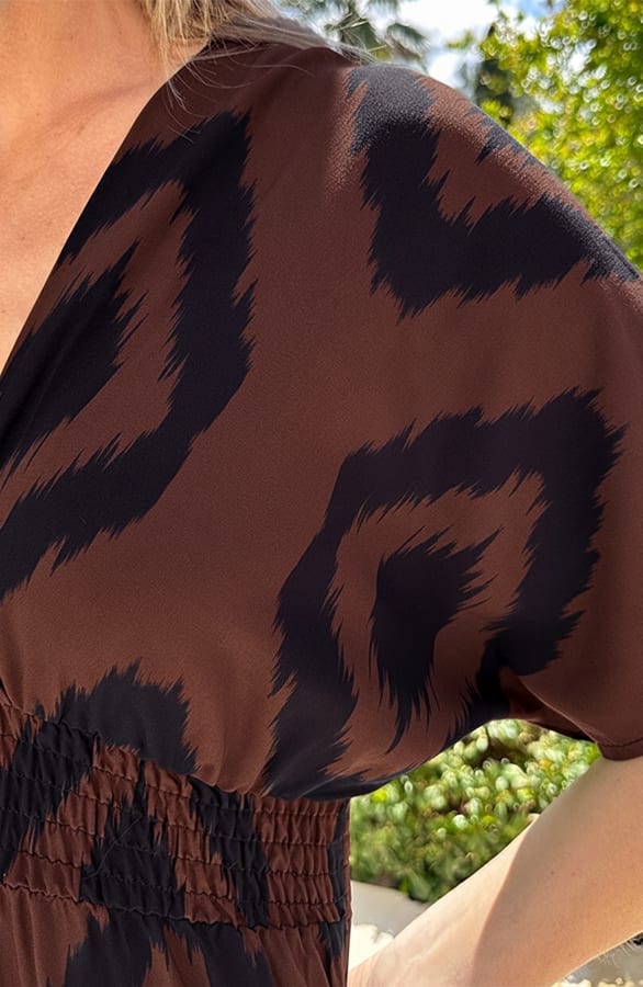V-Hals Oversized Maxi Jurk Choco – alle jurkjes — foto 4