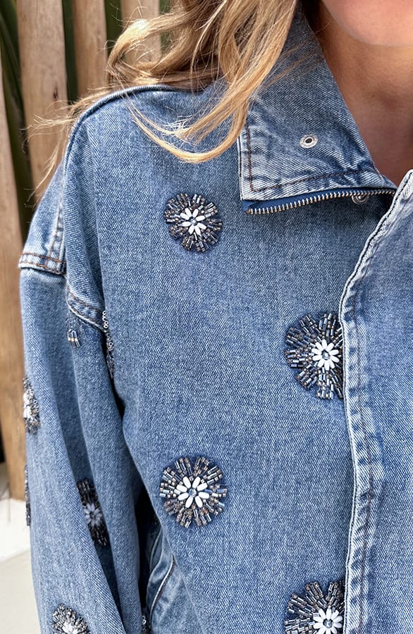 Detailed Flower Denim Jacket Blue – jassen — foto 5