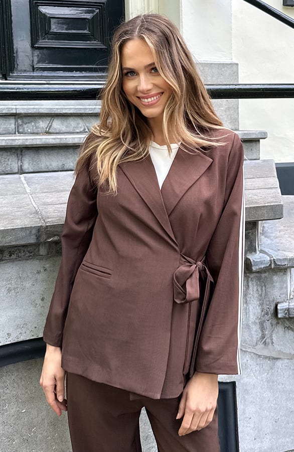 Getailleerde Strik Blazer Met Bies Choco – blazers — foto 3