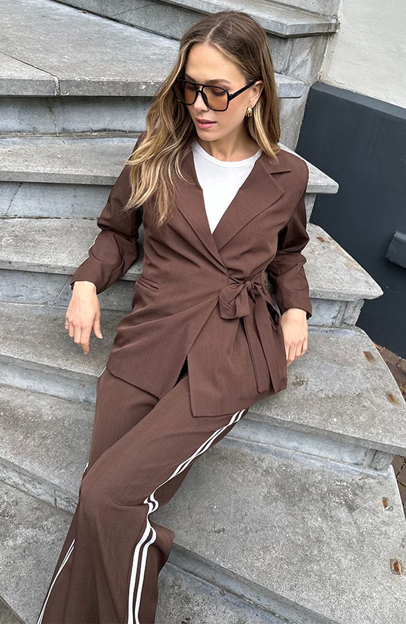 Getailleerde Strik Blazer Met Bies Choco – blazers — foto 2