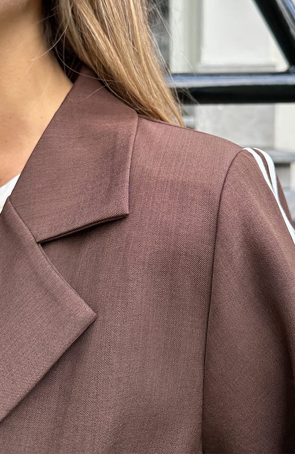 Getailleerde Strik Blazer Met Bies Choco – blazers — foto 5