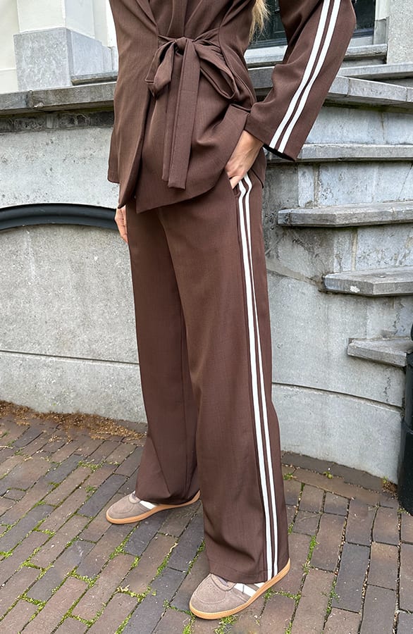 Jogger Pantalon Met Bies Choco