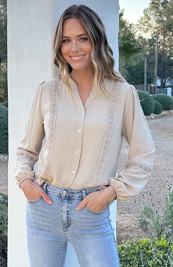 Minimal Lace Blouse Beige
