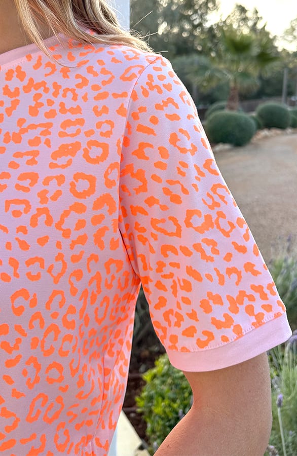 Oversized Leopard T-Shirt Katoen Neon Oranje – shirts & tops — foto 4