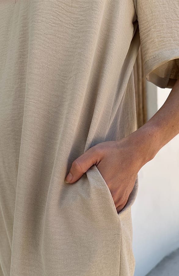 V-Hals Tuniek Met Zakken Beige – alle jurkjes — foto 4
