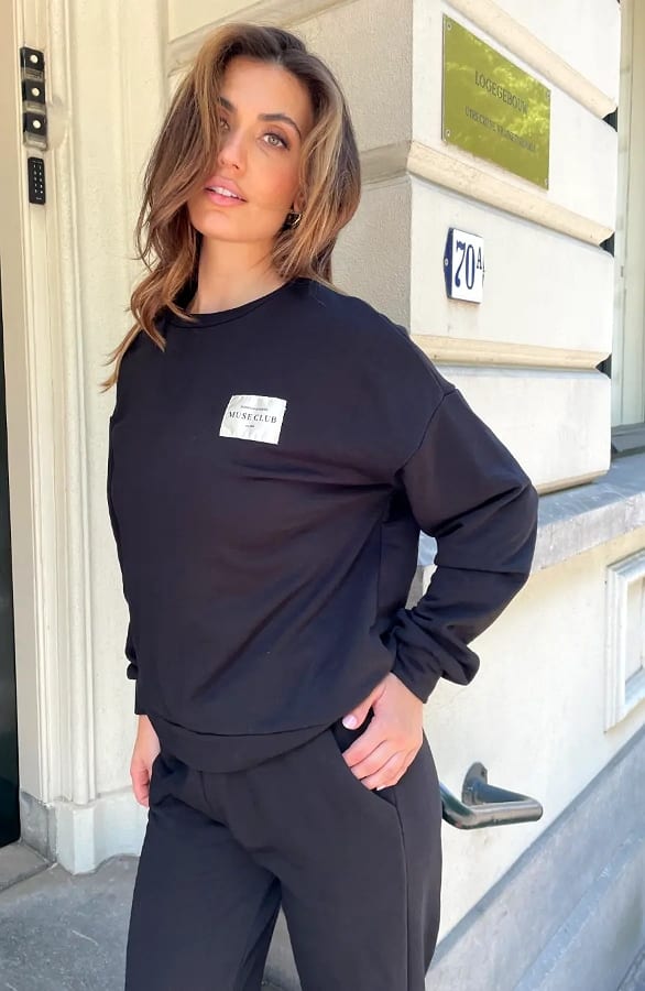 Comfy Oversized Sweater Muse Club Black – truien — foto 3