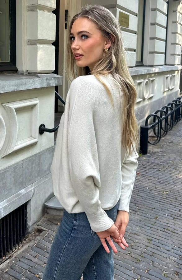 Debby Sweater Beige – truien — foto 2