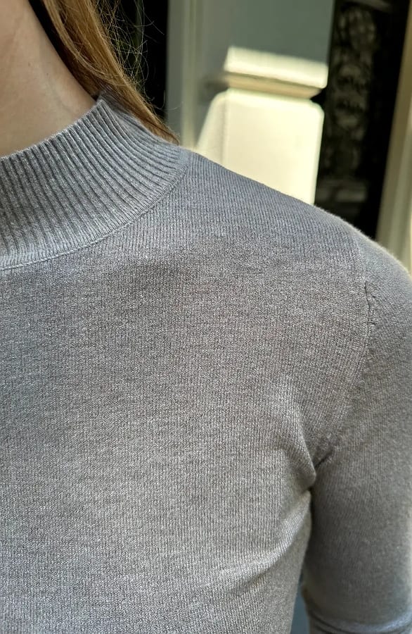 Knitted High Neck Top Taupe – truien — foto 6