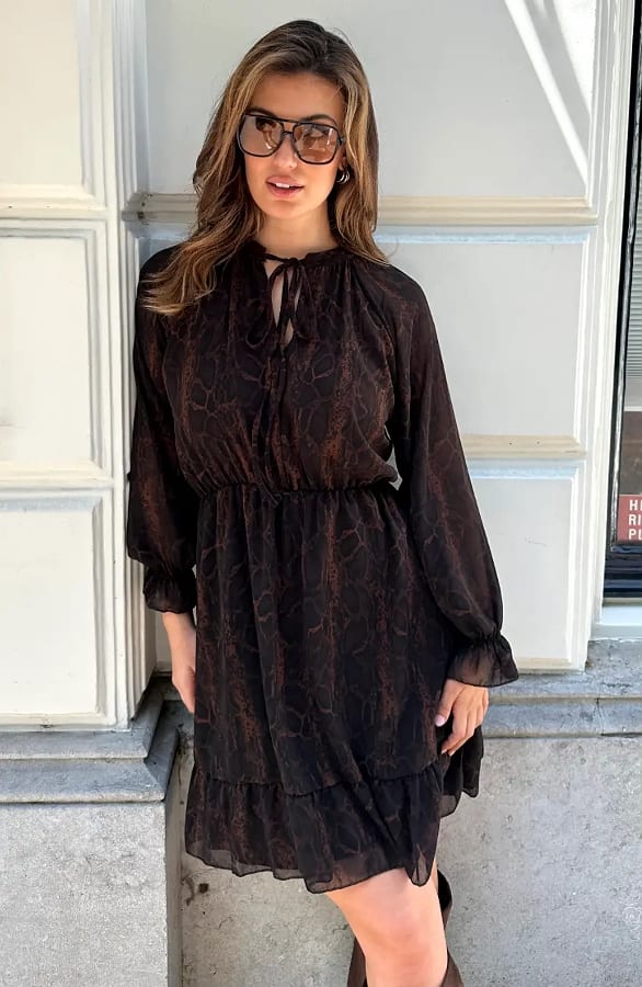 Laagjes Jurk Snake Print Choco – alle jurkjes — foto 5
