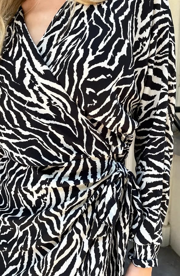 Overslag Jurk Zebraprint Beige – alle jurkjes — foto 7