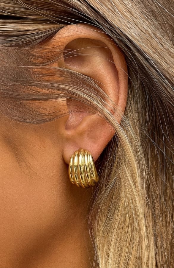 Ribbed Statement Earrings Gold – accessoires, foto 2