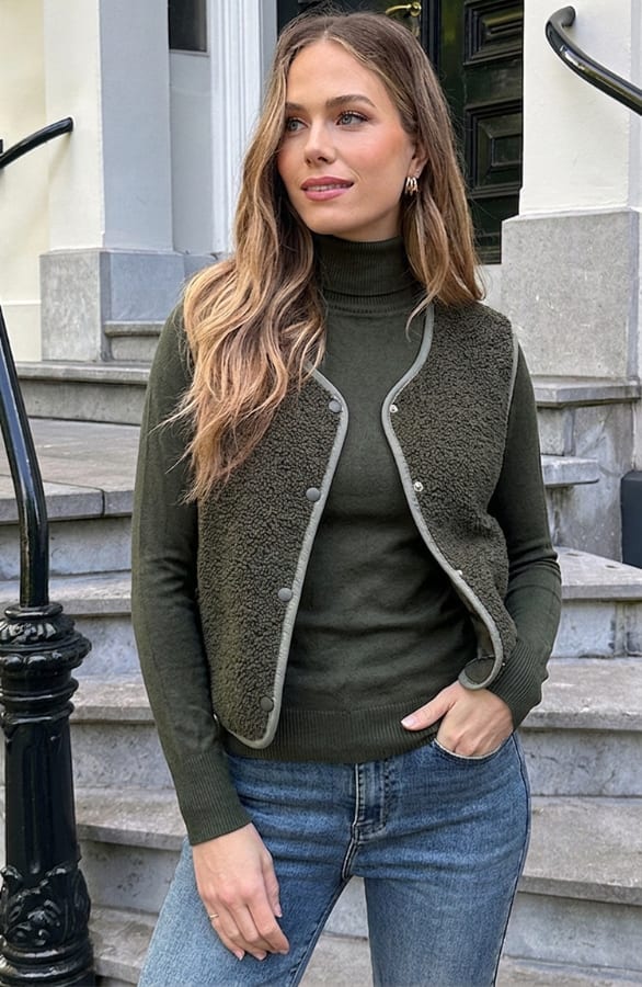 Knitted Teddy Gilet Army – vesten, foto 3