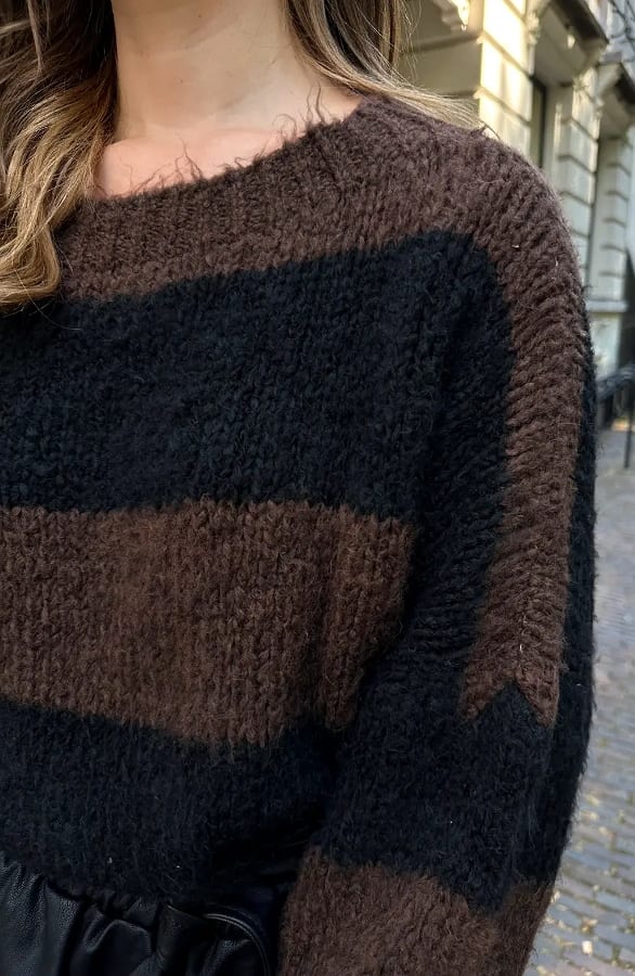 Oversized Gebreide Strepen Trui Zwart Choco – truien — foto 8