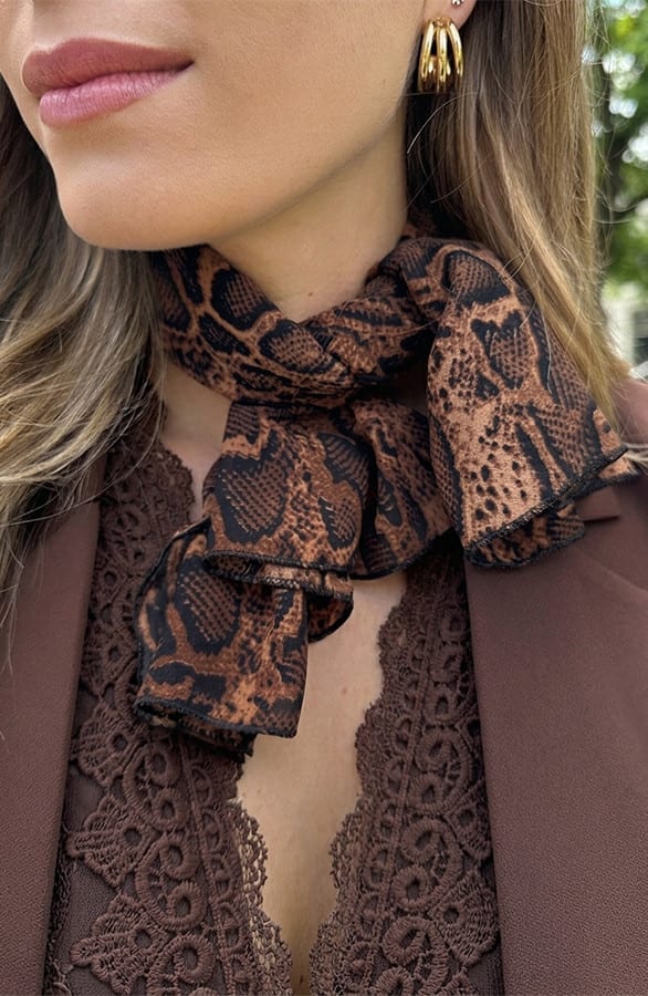 Sjaal Slangenprint Choco – accessoires — foto 3