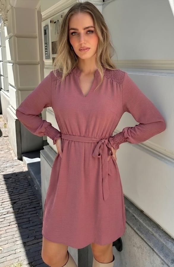 Smocked Shoulder Dress Dust Pink – alle jurkjes — foto 2