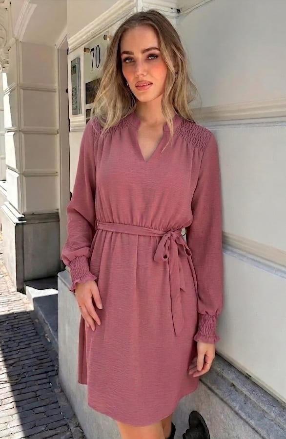 Smocked Shoulder Dress Dust Pink – alle jurkjes — foto 4