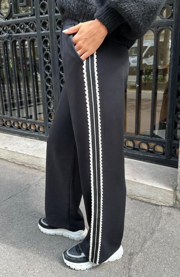 Lace Stripe Pants Zwart – broeken