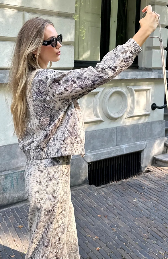Bomber Jas Slangenprint Beige – jassen, foto 5