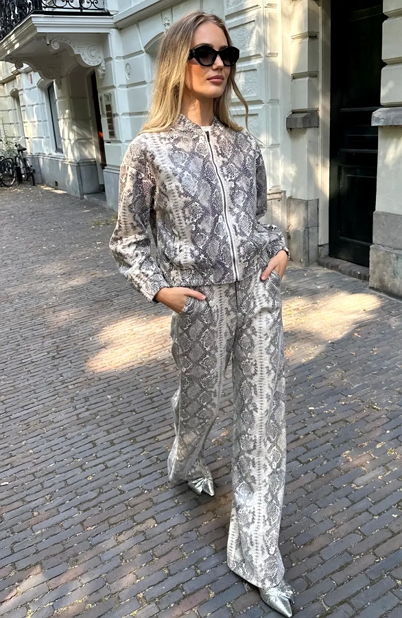 Bomber Jas Slangenprint Beige – jassen, foto 4